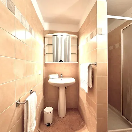 Abbadia Panoramic Terrace Appartamento *