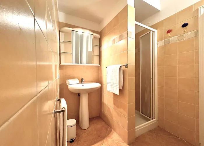 Abbadia Panoramic Terrace Apartment *