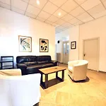 Abbadia Panoramic Terrace 아파트 *